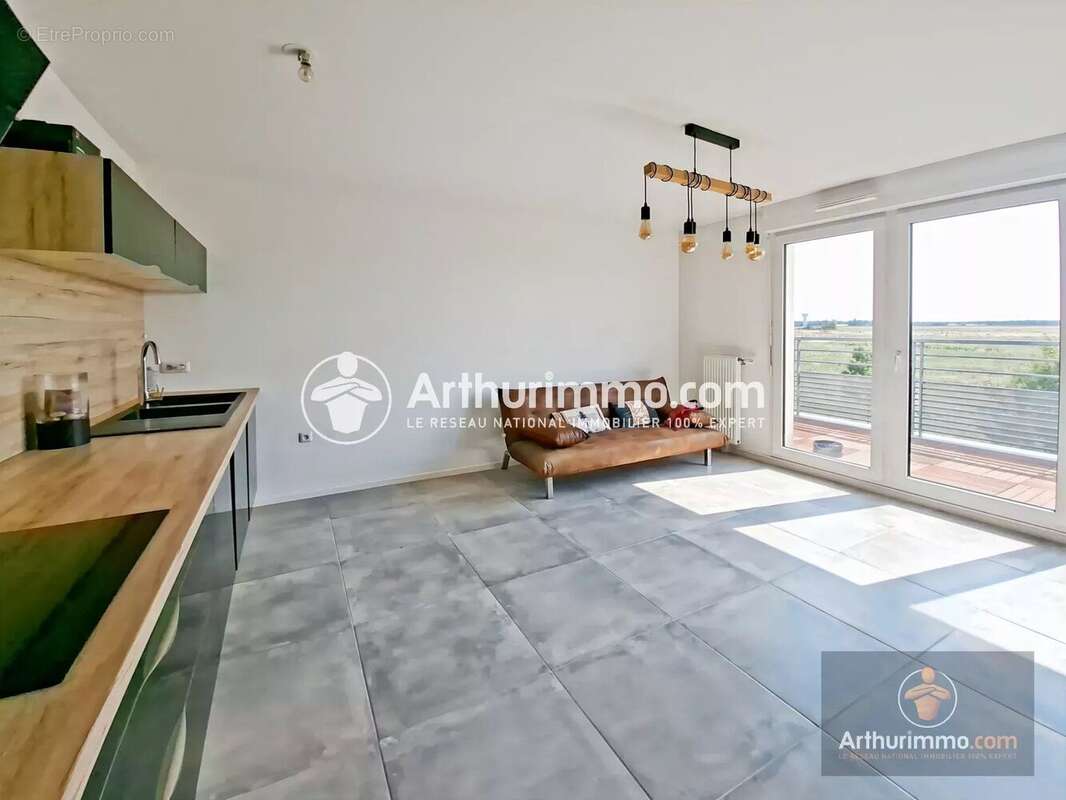 Appartement à SAINT-PIERRE-DU-PERRAY