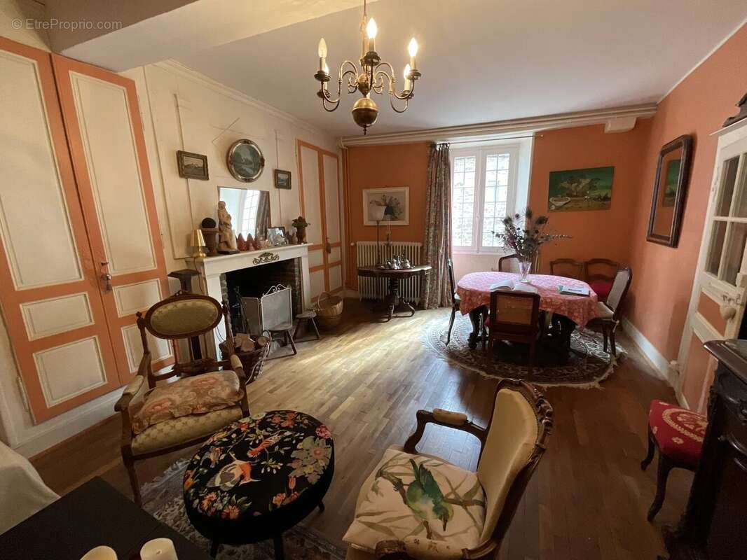 Maison à SAINT-BENOIT-DU-SAULT