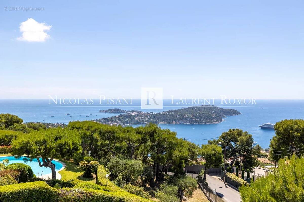 Appartement à VILLEFRANCHE-SUR-MER