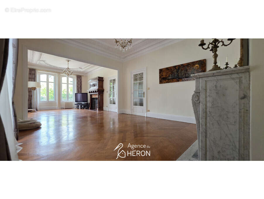 Maison à MONTEREAU-FAULT-YONNE