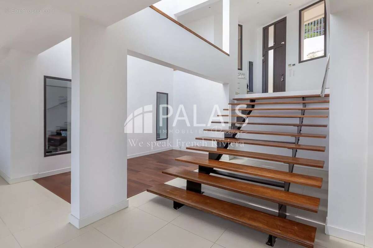 Maison à ANTIBES