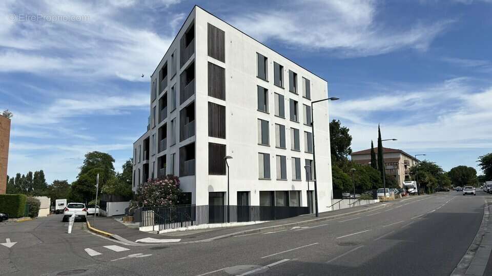 Autre à RAMONVILLE-SAINT-AGNE