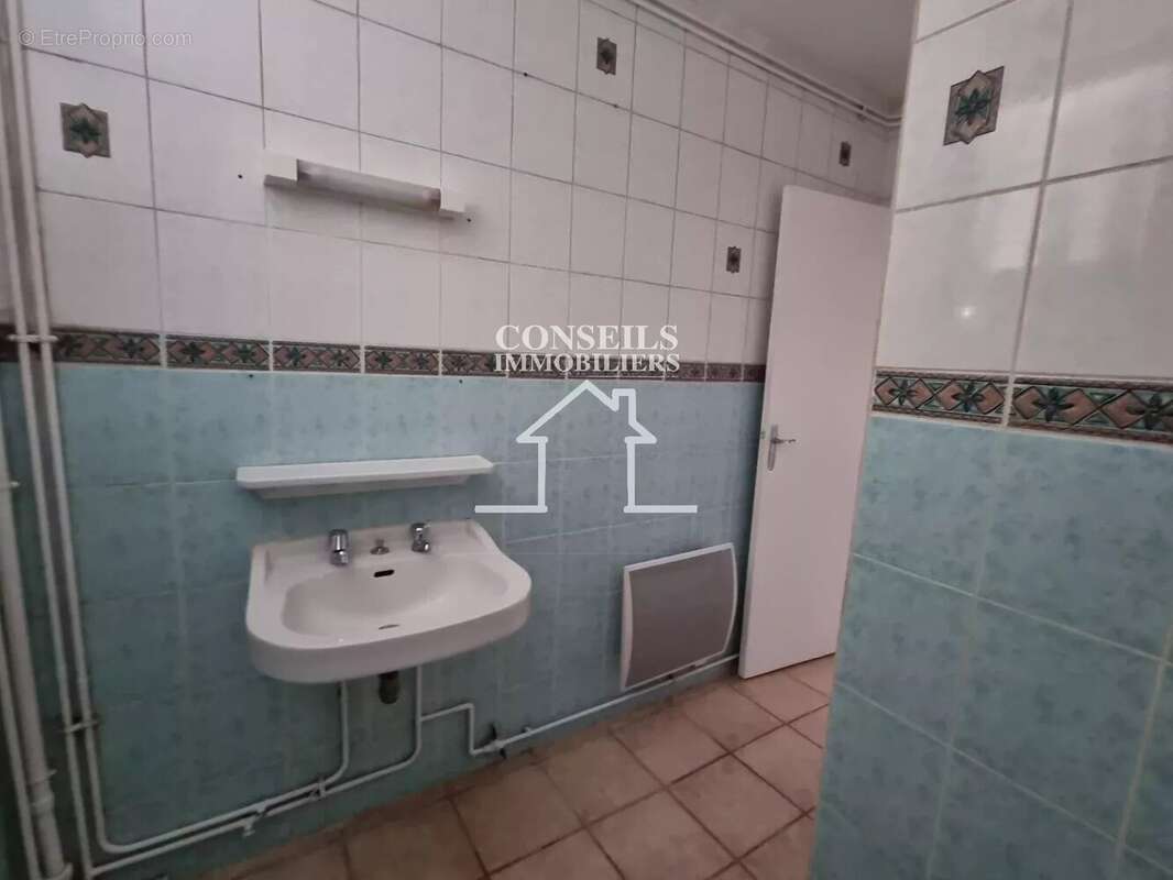 Appartement à VILLENEUVE-SUR-YONNE