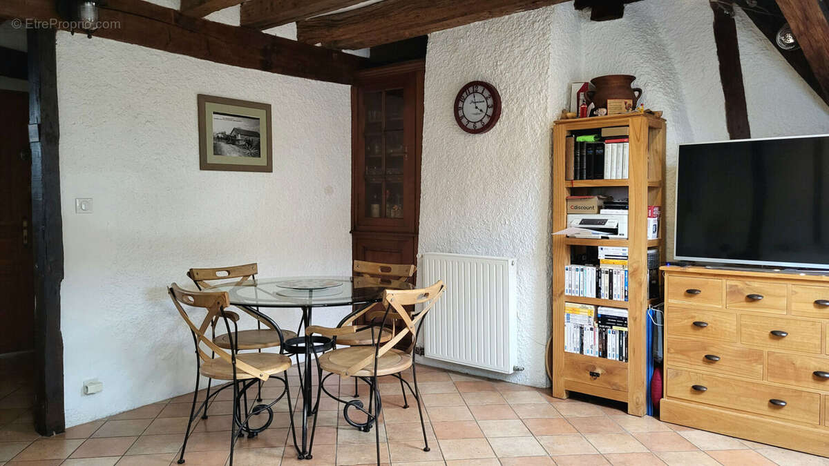 Appartement à EPERNON