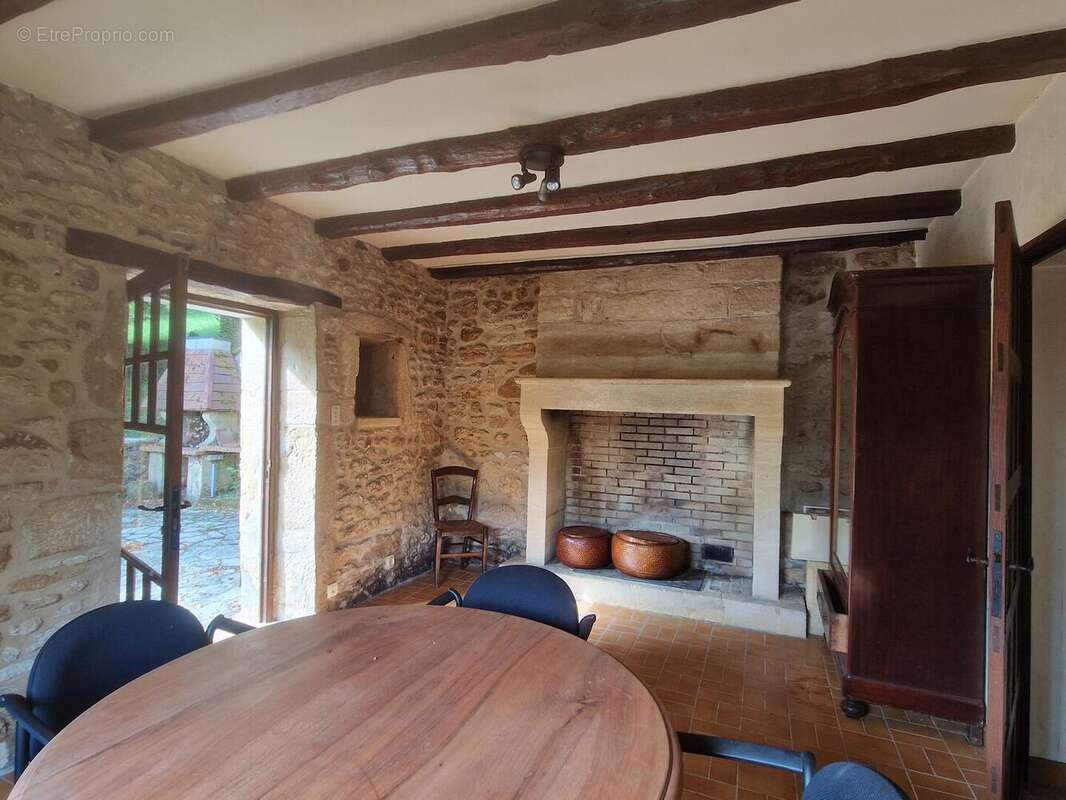 20250730101116 - Maison à ROUFFIGNAC-SAINT-CERNIN-DE-REILHAC