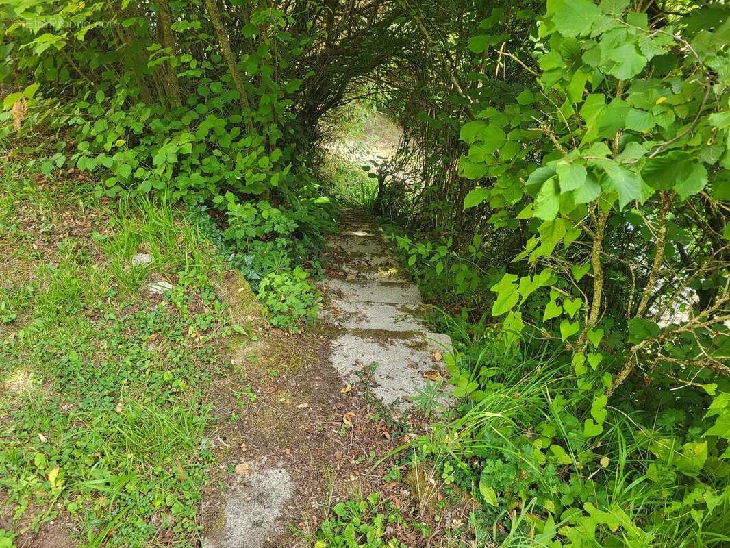 20250730102236 - Maison à ROUFFIGNAC-SAINT-CERNIN-DE-REILHAC