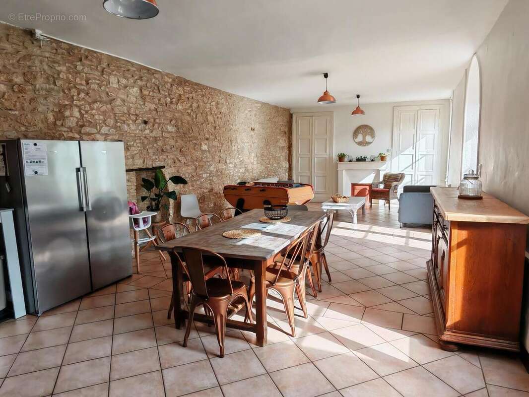 IMG20250722180918 - Maison à SAVIGNAC-LES-EGLISES