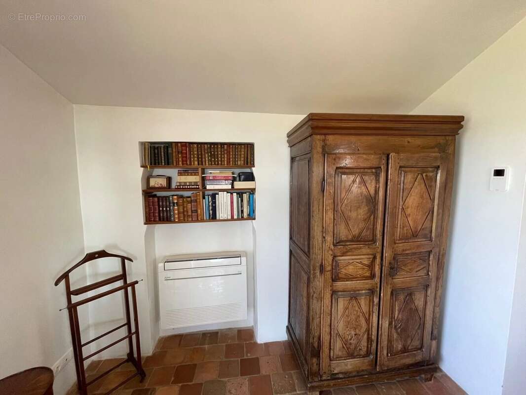 Maison à BERRE-LES-ALPES