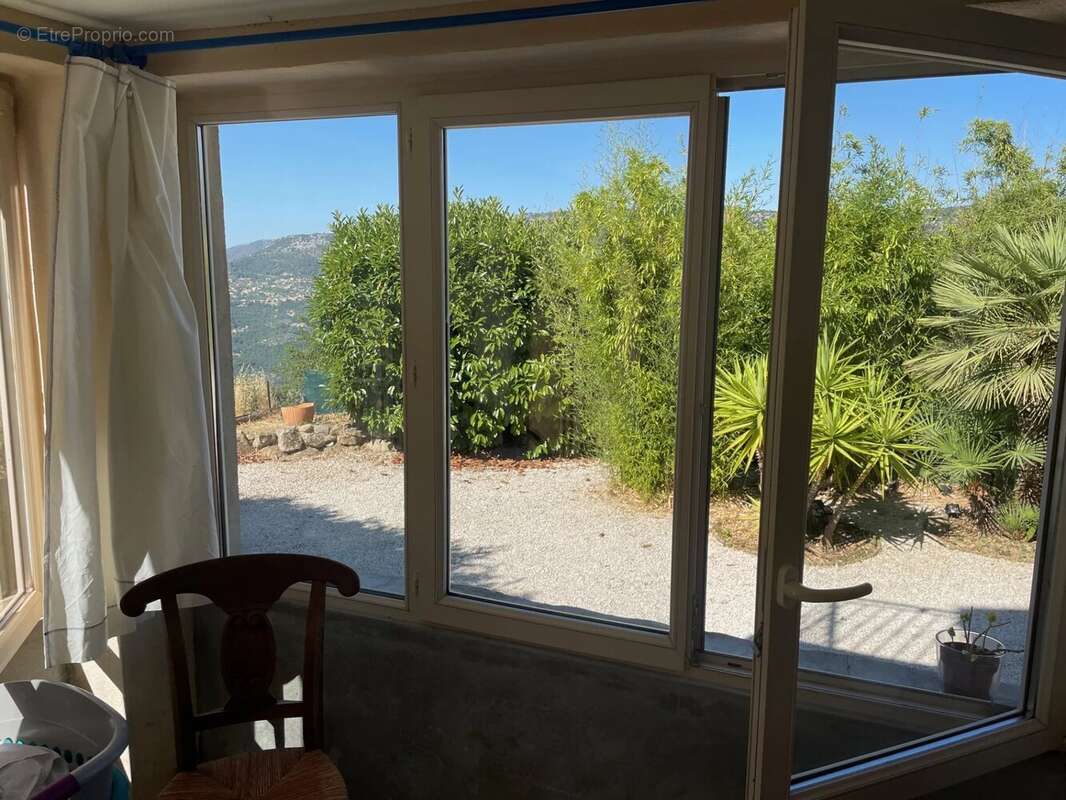 Maison à BERRE-LES-ALPES