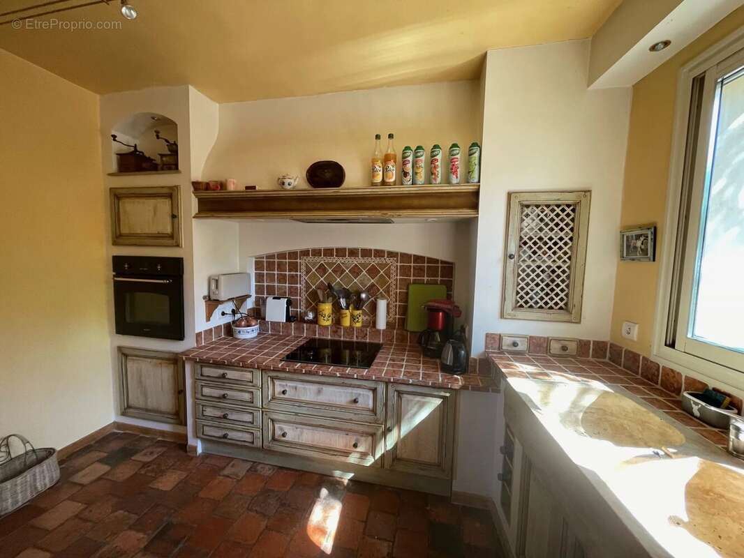 Maison à BERRE-LES-ALPES