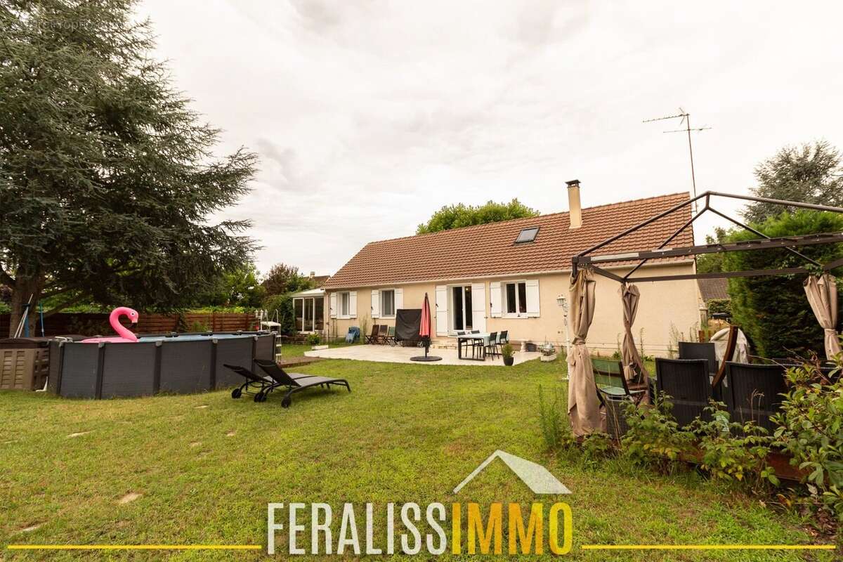 Maison à NEUVILLE-SUR-OISE