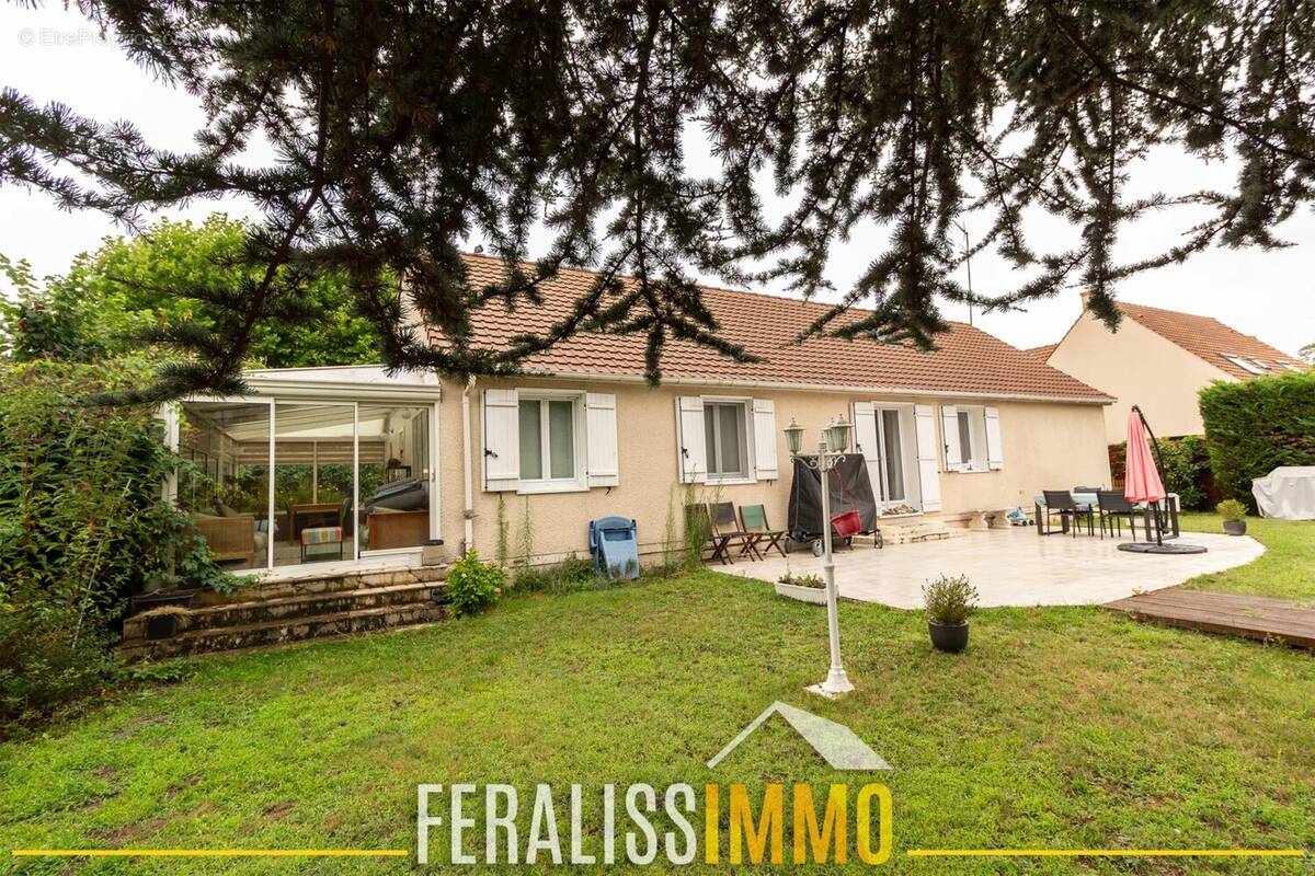 Maison à NEUVILLE-SUR-OISE