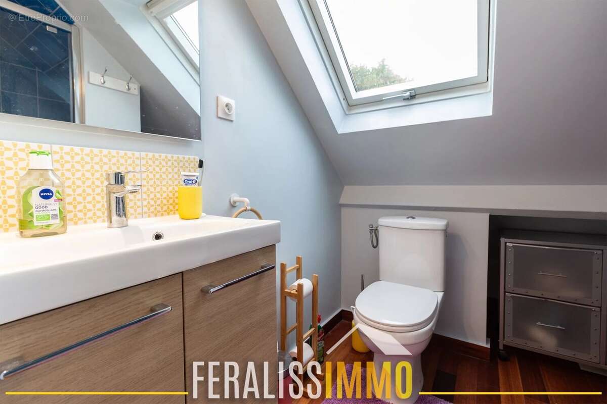 Maison à NEUVILLE-SUR-OISE