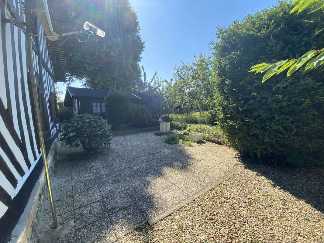 Maison à HOTOT-EN-AUGE