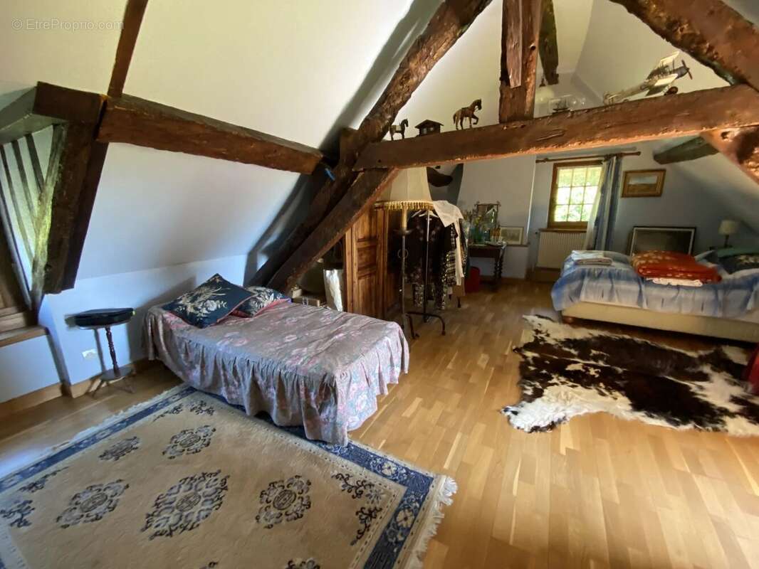 Maison à HOTOT-EN-AUGE