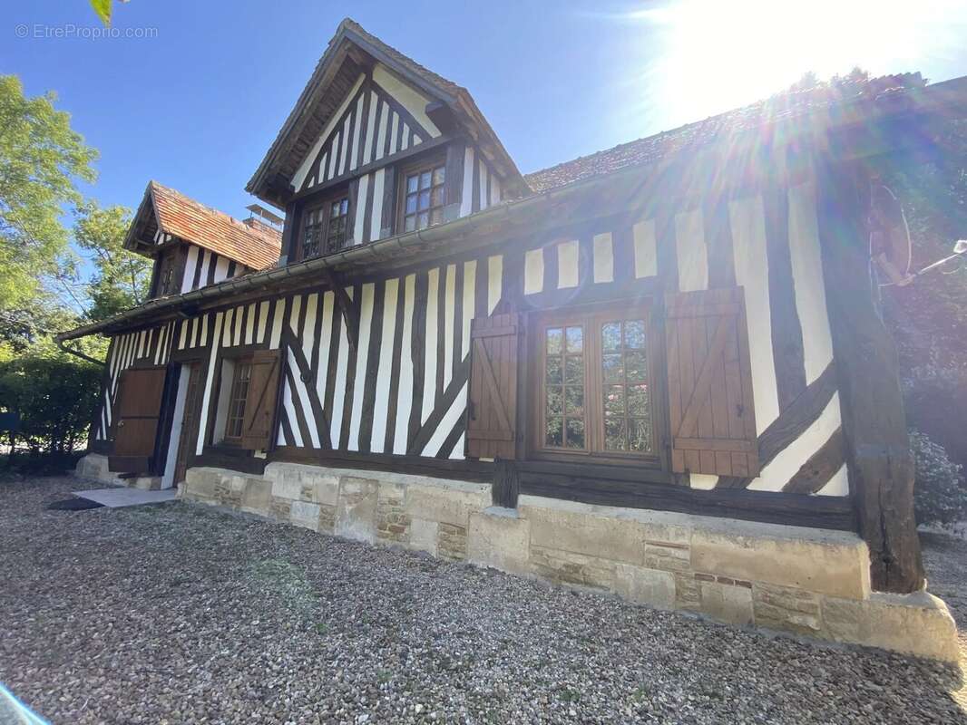 Maison à HOTOT-EN-AUGE