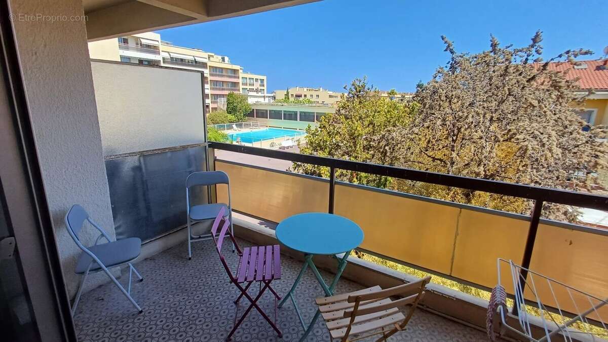 Appartement à BEAULIEU-SUR-MER