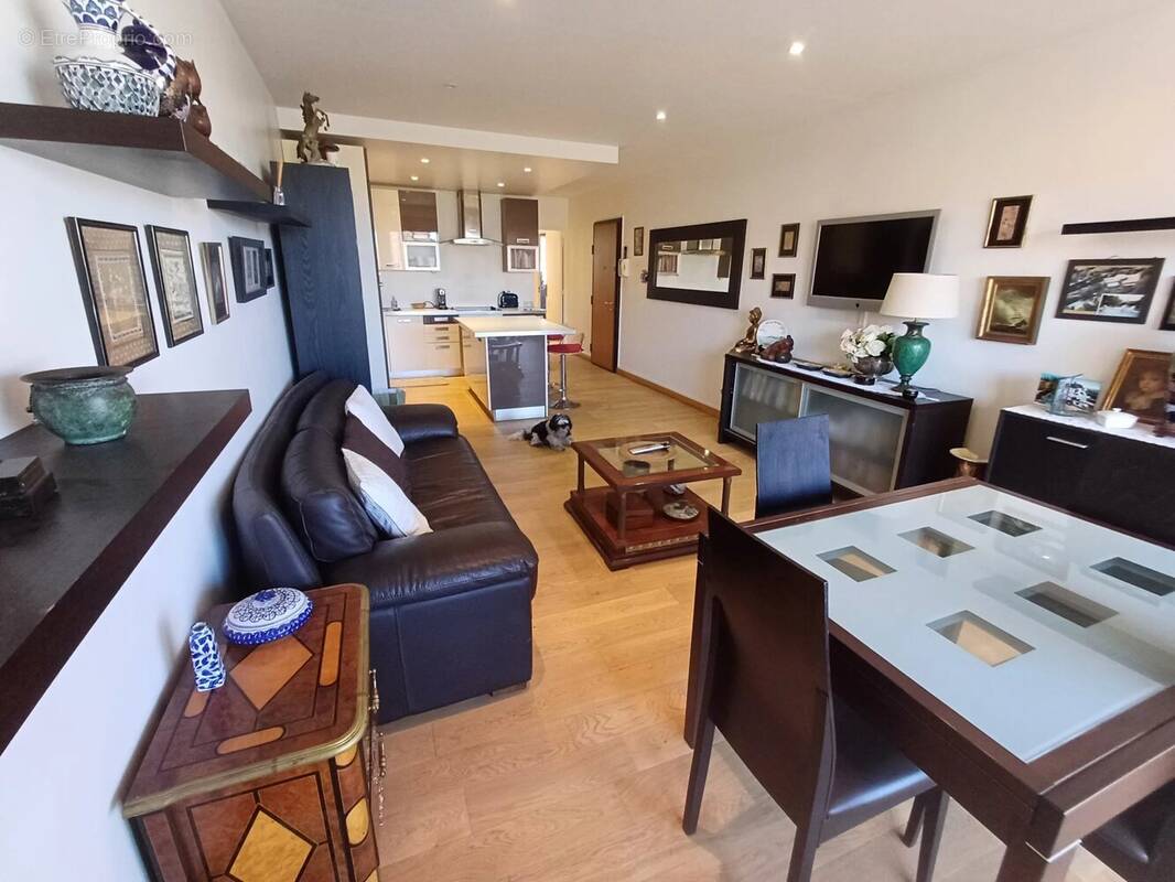 Appartement à BEAULIEU-SUR-MER