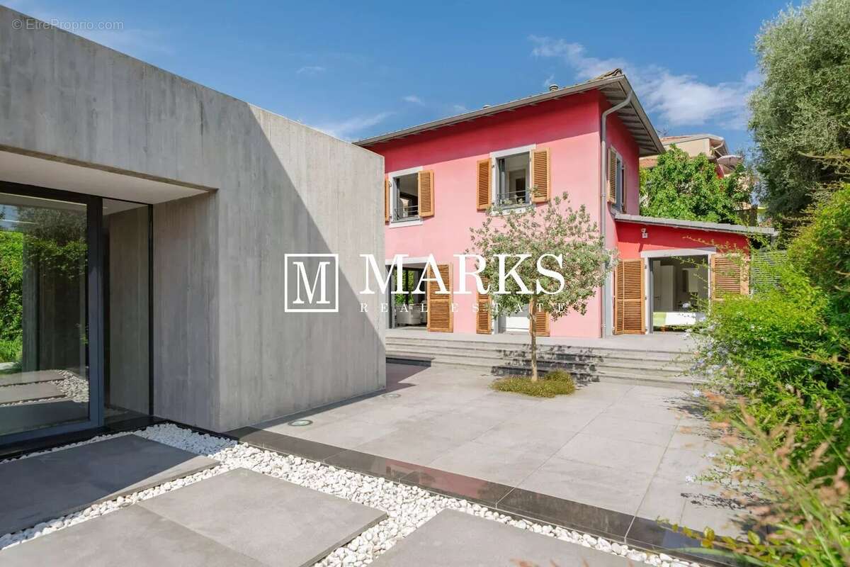 Maison à SAINT-JEAN-CAP-FERRAT