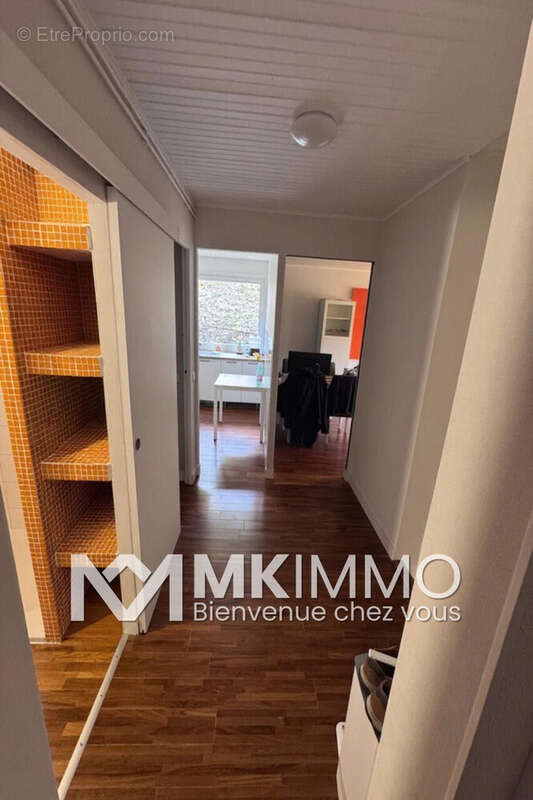 Appartement à GREOLIERES