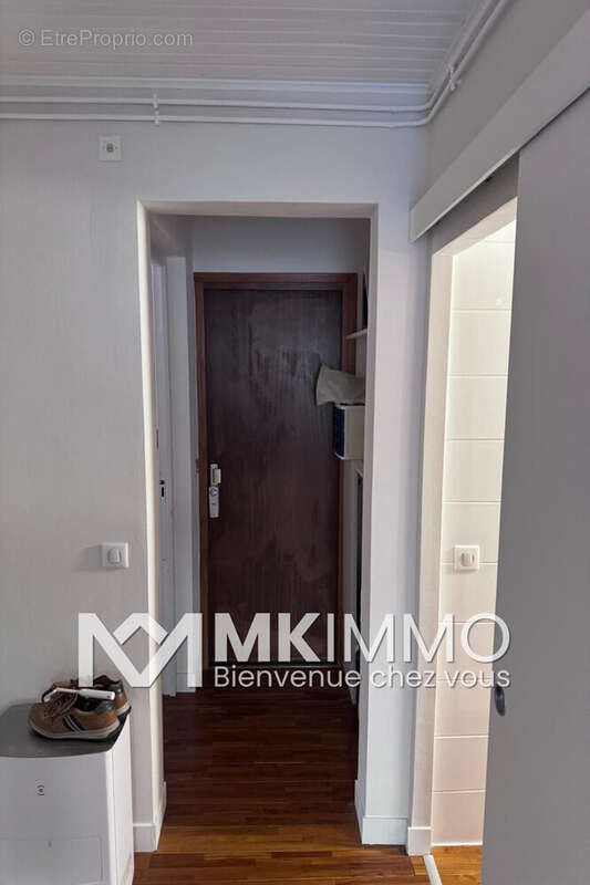 Appartement à GREOLIERES