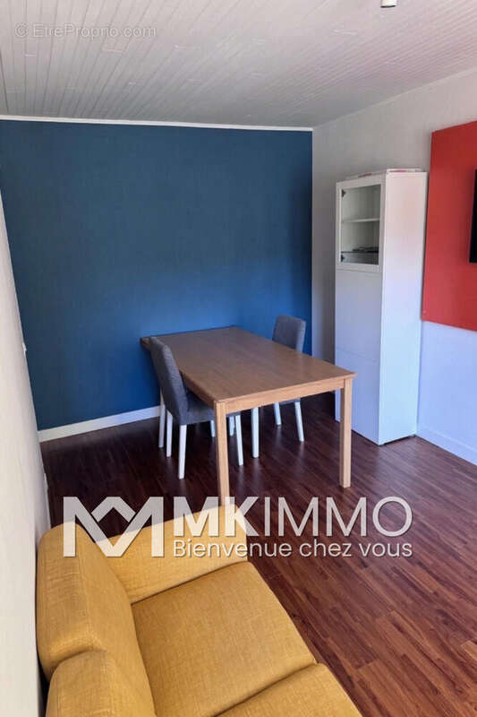 Appartement à GREOLIERES