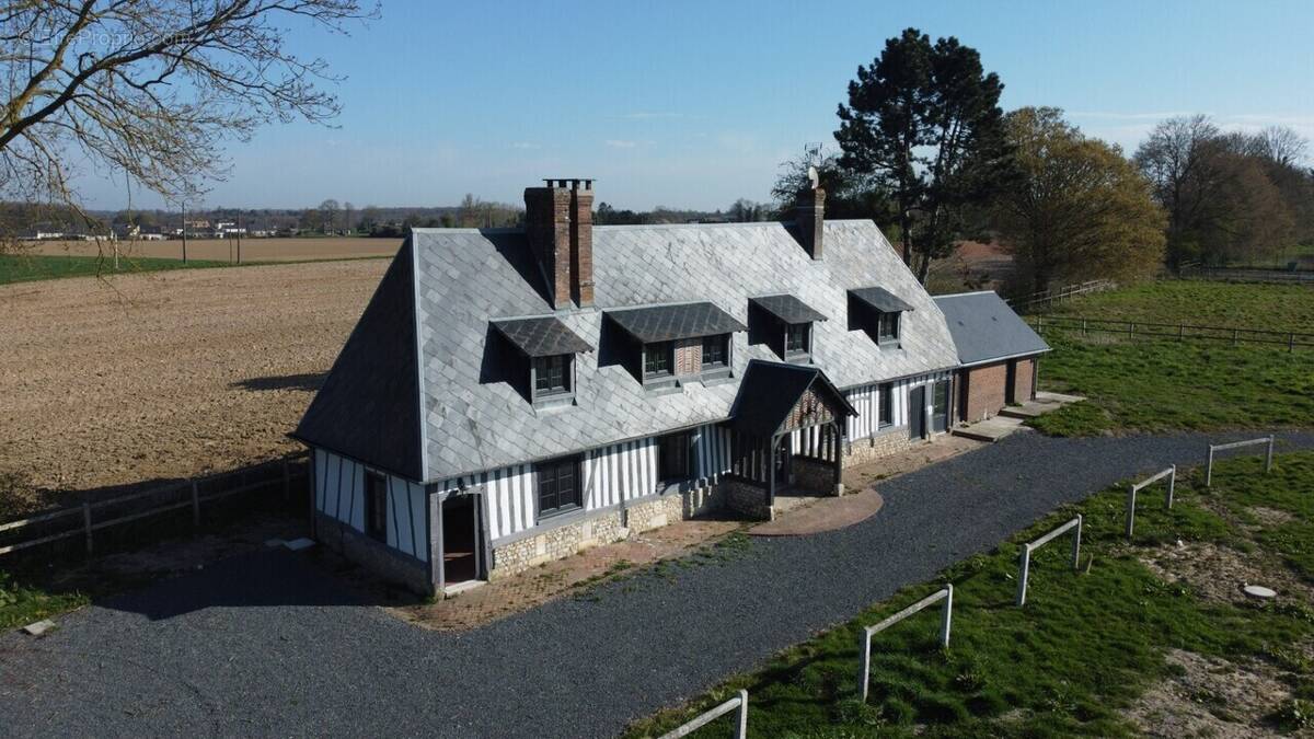 Maison à THIERVILLE