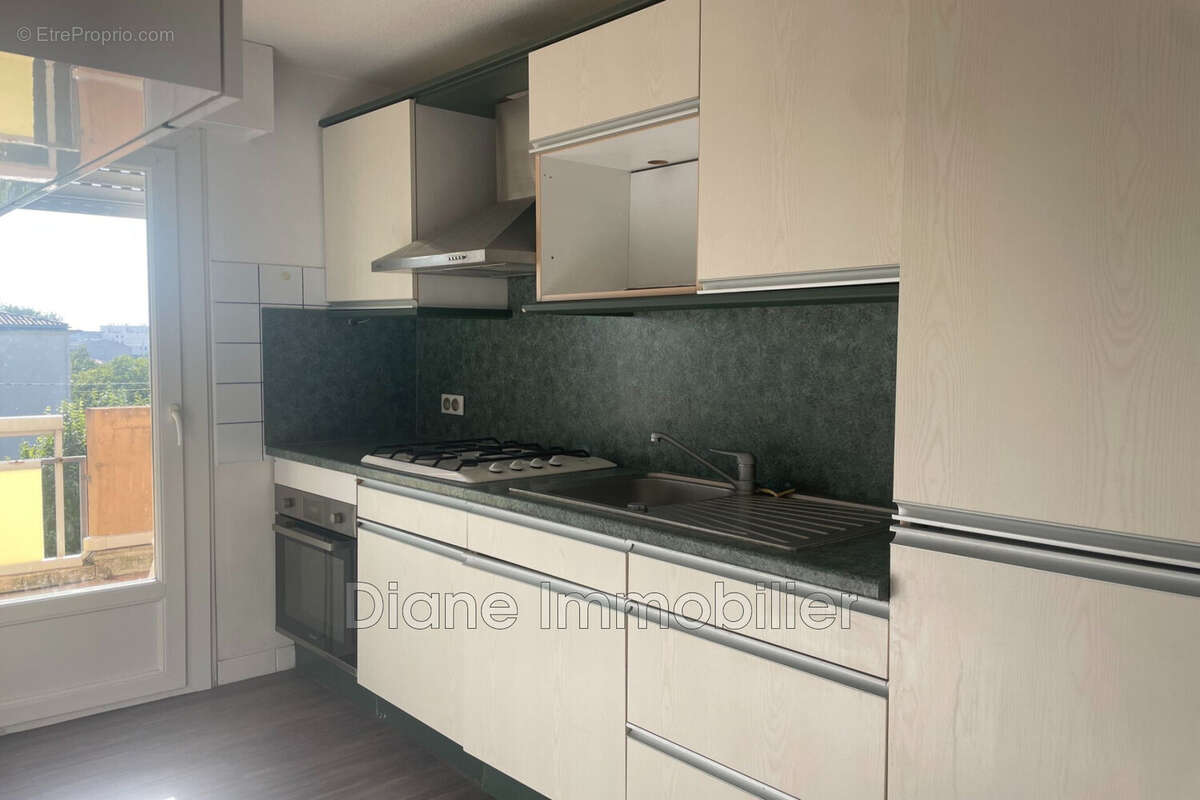 Appartement à NIMES