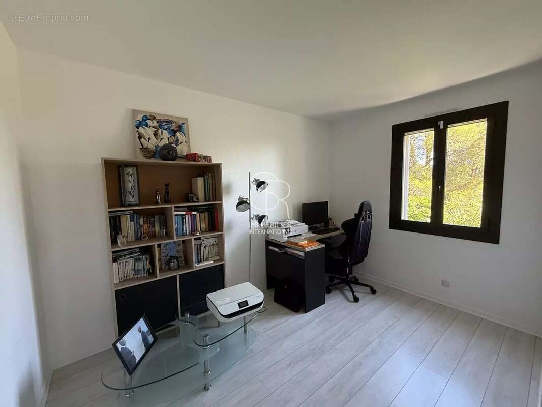Appartement à VILLENEUVE-LOUBET