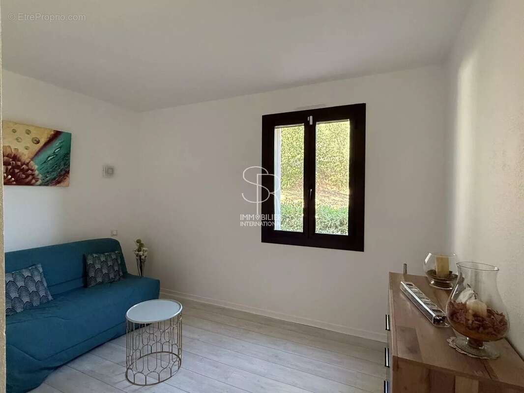 Appartement à VILLENEUVE-LOUBET