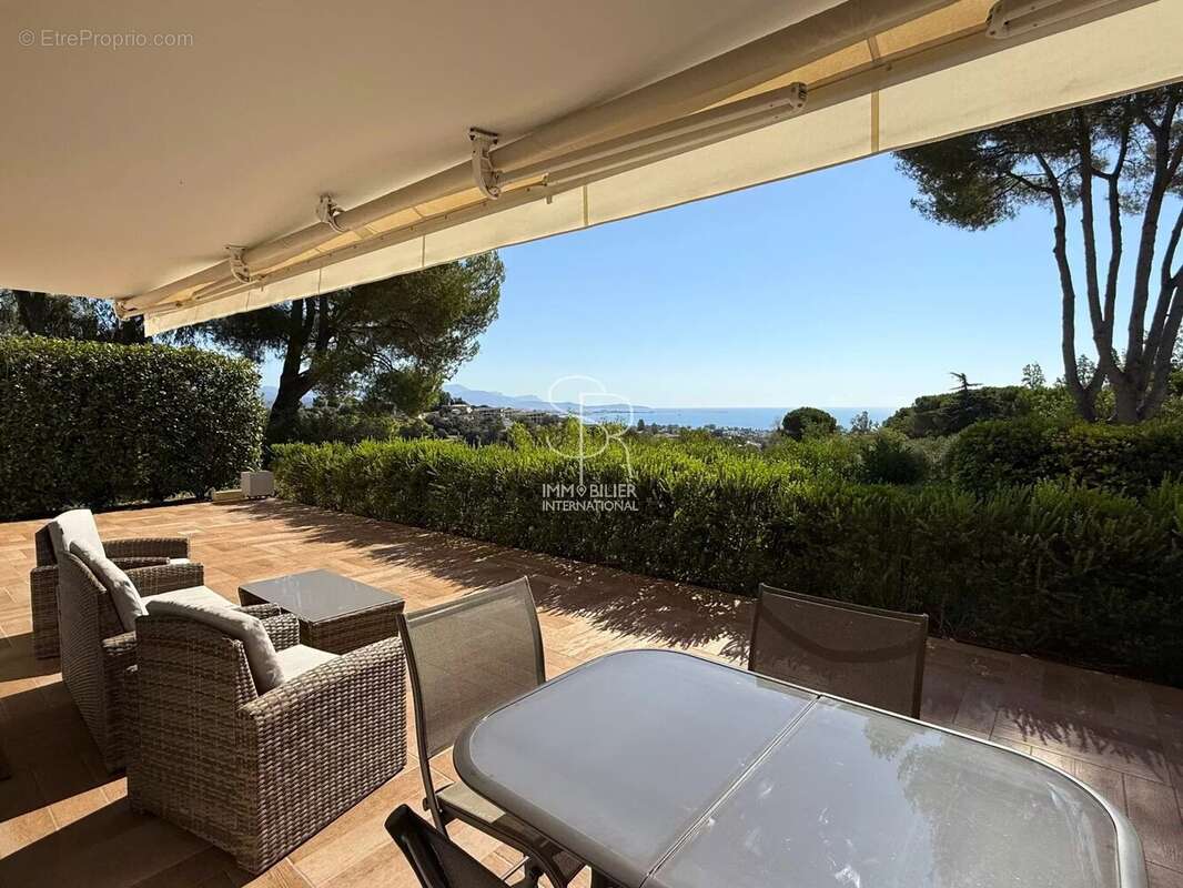 Appartement à VILLENEUVE-LOUBET