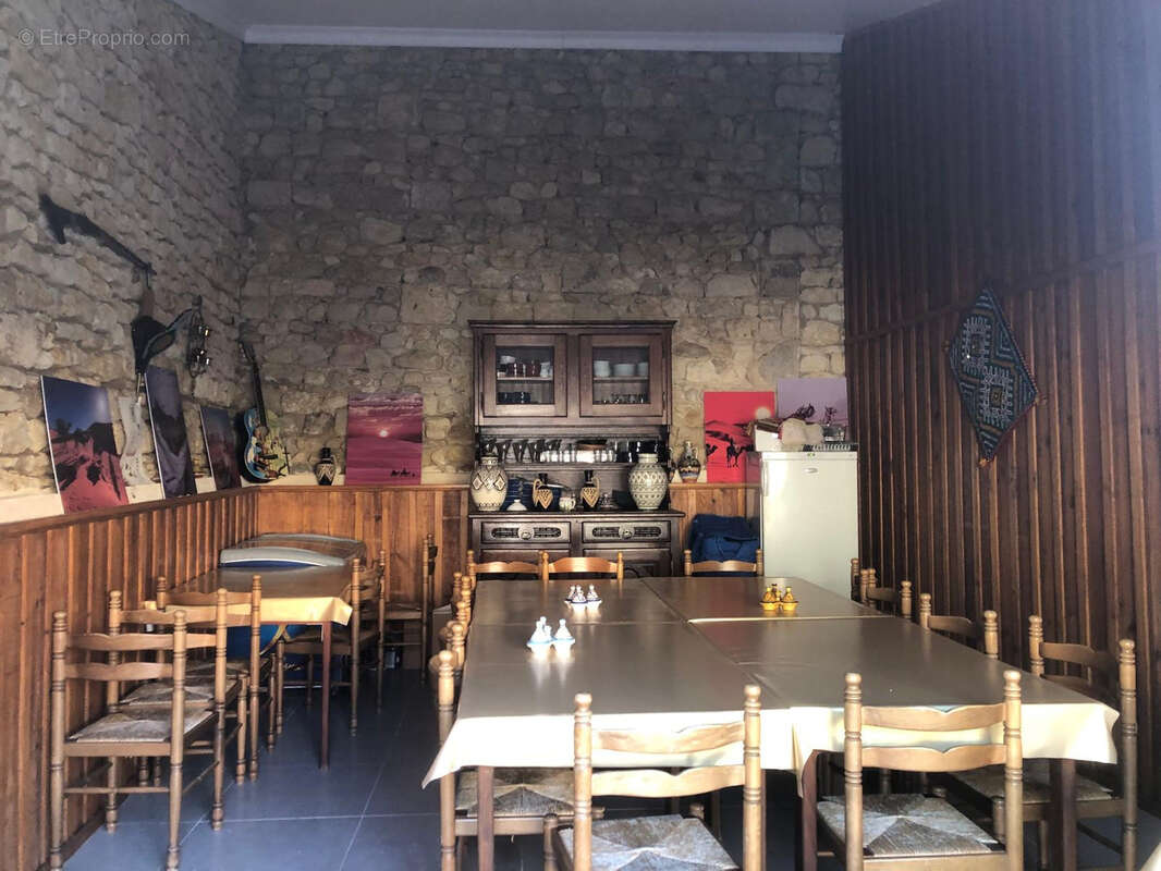 Commerce à LESPARRE-MEDOC