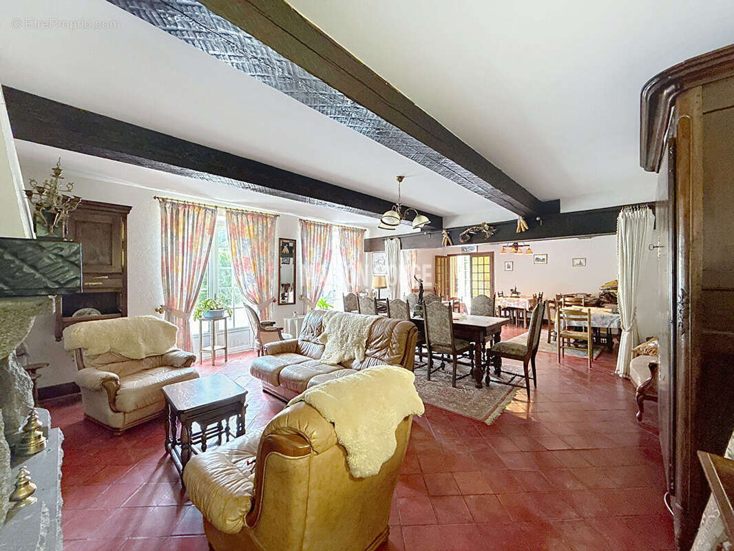 Maison à SAINT-MARCAN