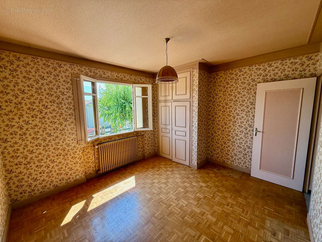 Maison à VILLENEUVE-SUR-LOT