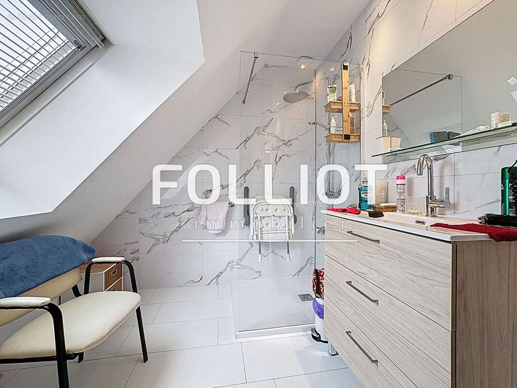 Maison à BRETTEVILLE-SUR-ODON