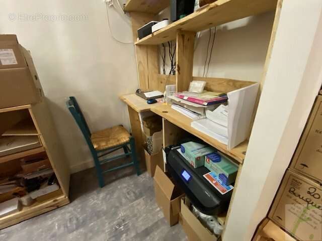 Commerce à AIX-LES-BAINS