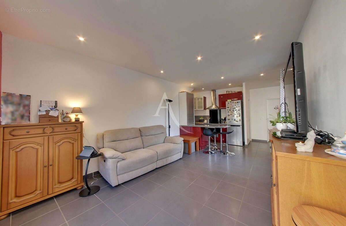 Appartement à GRISY-SUISNES