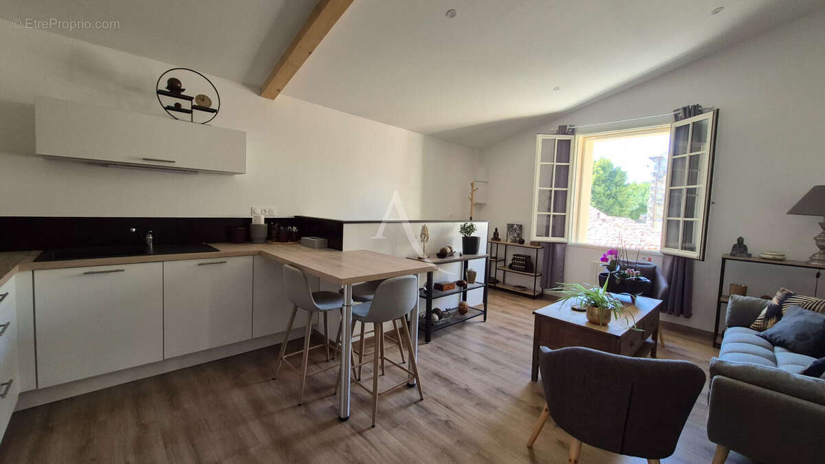 Maison à SAINT-JEAN-D&#039;ANGELY