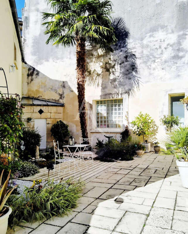 Maison à SAINT-JEAN-D&#039;ANGELY