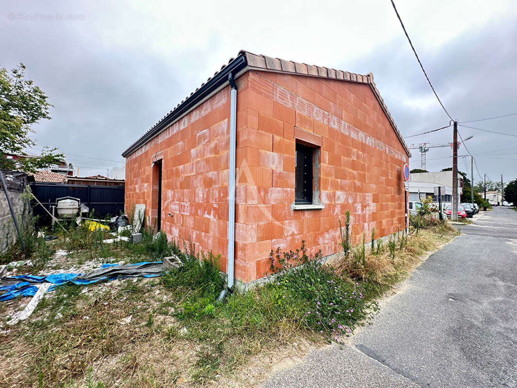 Maison à SAINT-MEDARD-EN-JALLES