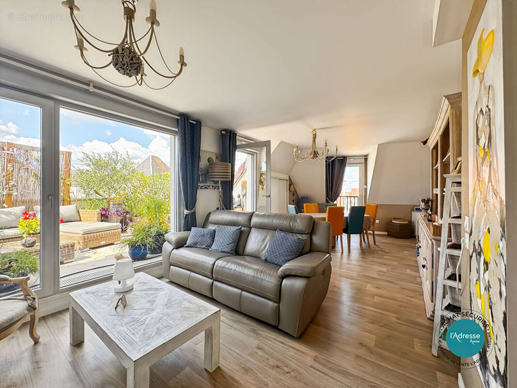 Appartement à MENNECY