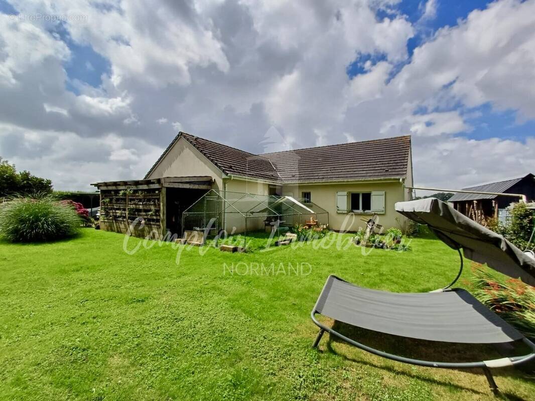 Maison à DOUDEVILLE