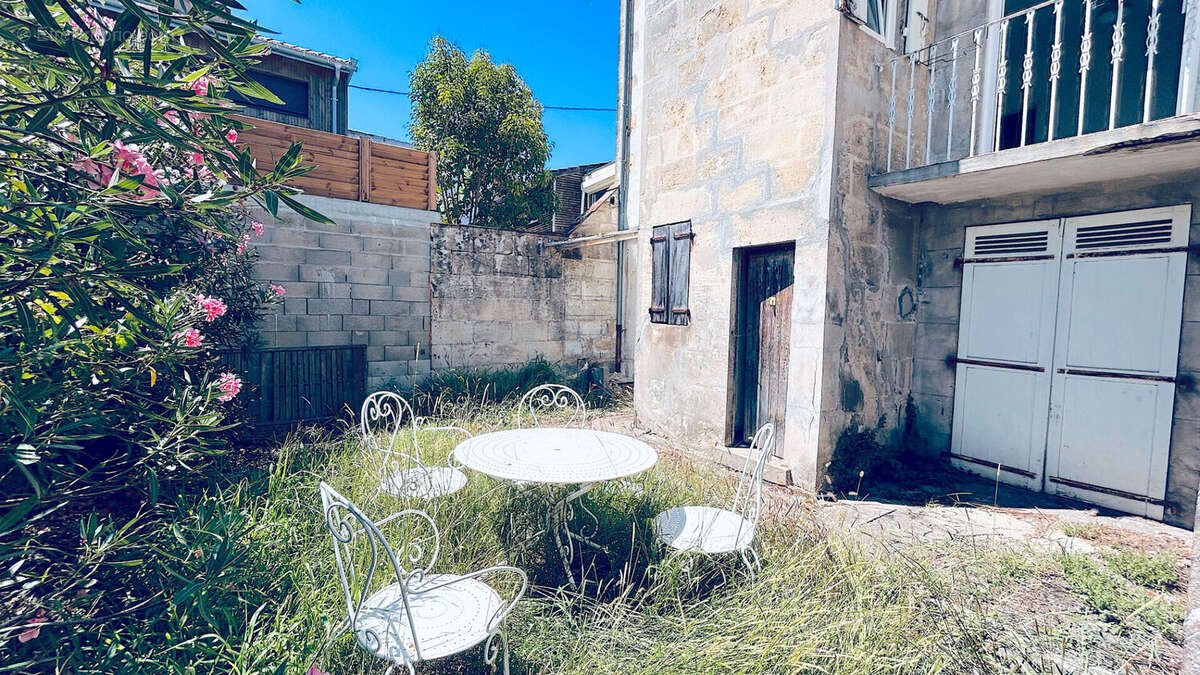 Appartement à BORDEAUX