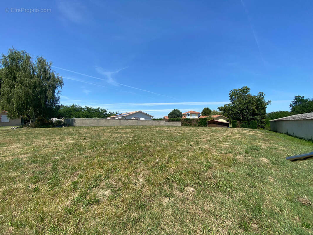 Terrain à PRECHACQ-LES-BAINS