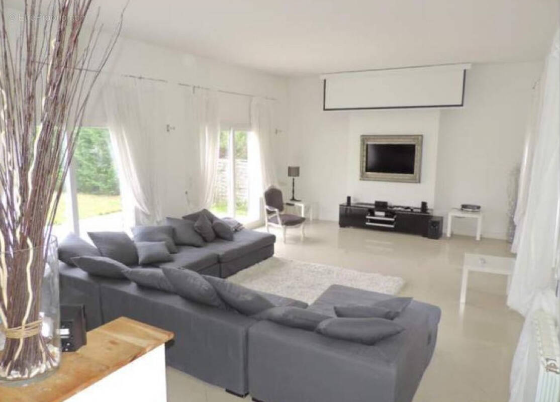 Maison à SAINT-BRICE-SOUS-FORET