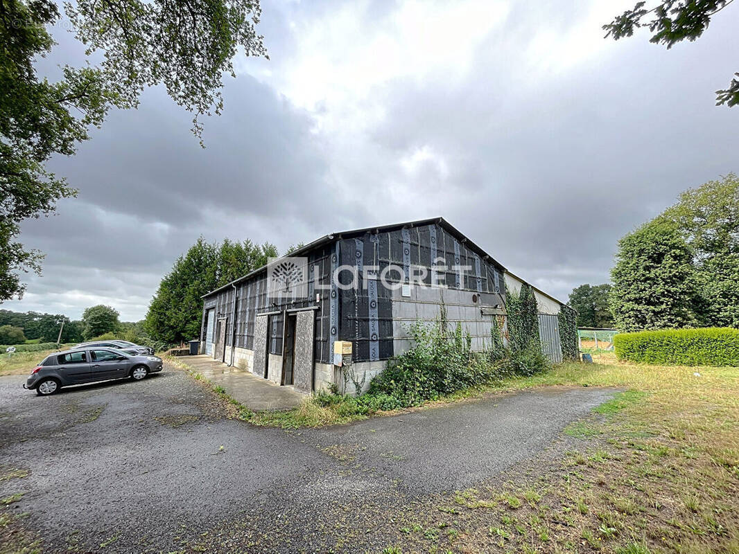 Commerce à MAURE-DE-BRETAGNE