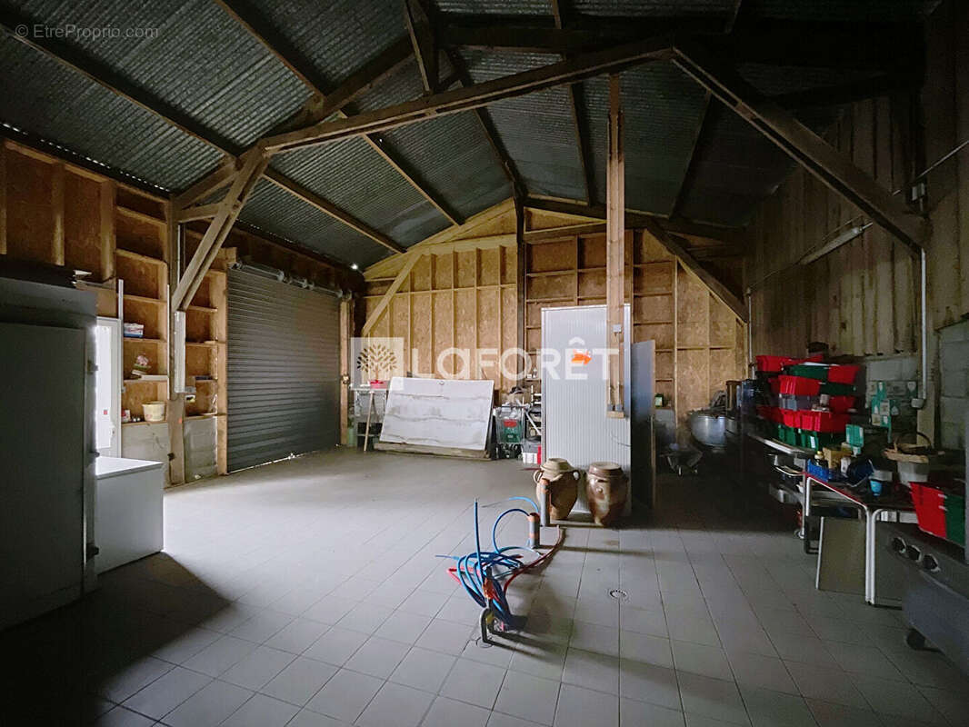 Commerce à MAURE-DE-BRETAGNE