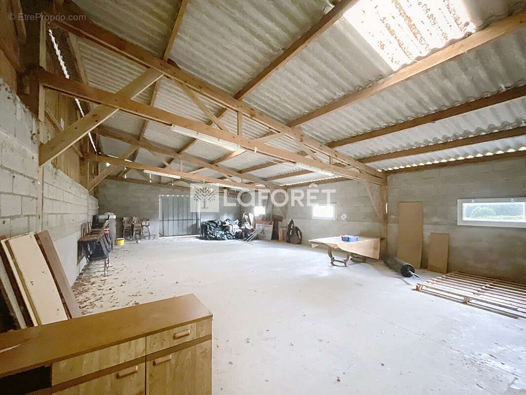 Commerce à MAURE-DE-BRETAGNE