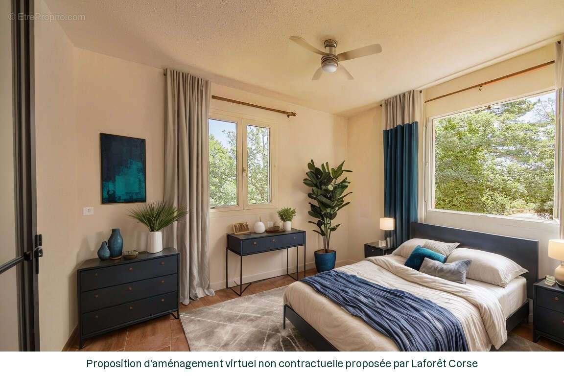 Appartement à CORTE