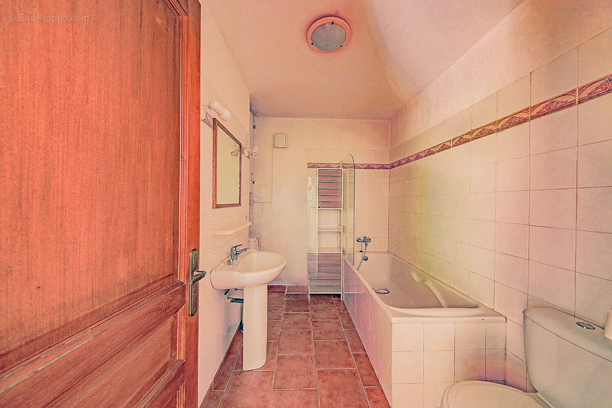 Appartement à CORTE